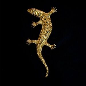 Vintage Textured Gold Tone Lizard Brooch